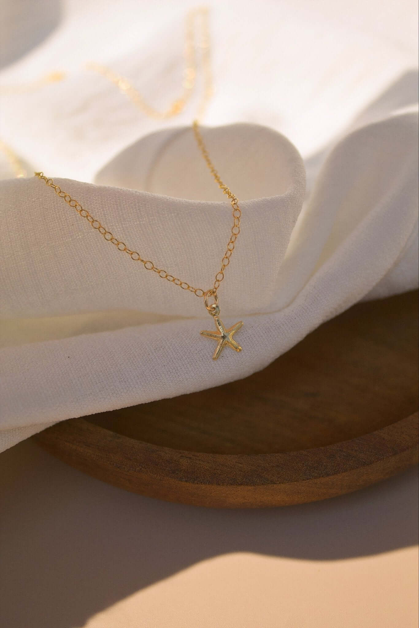 14K Gold Filled Starfish Necklace - Jewellery Hut