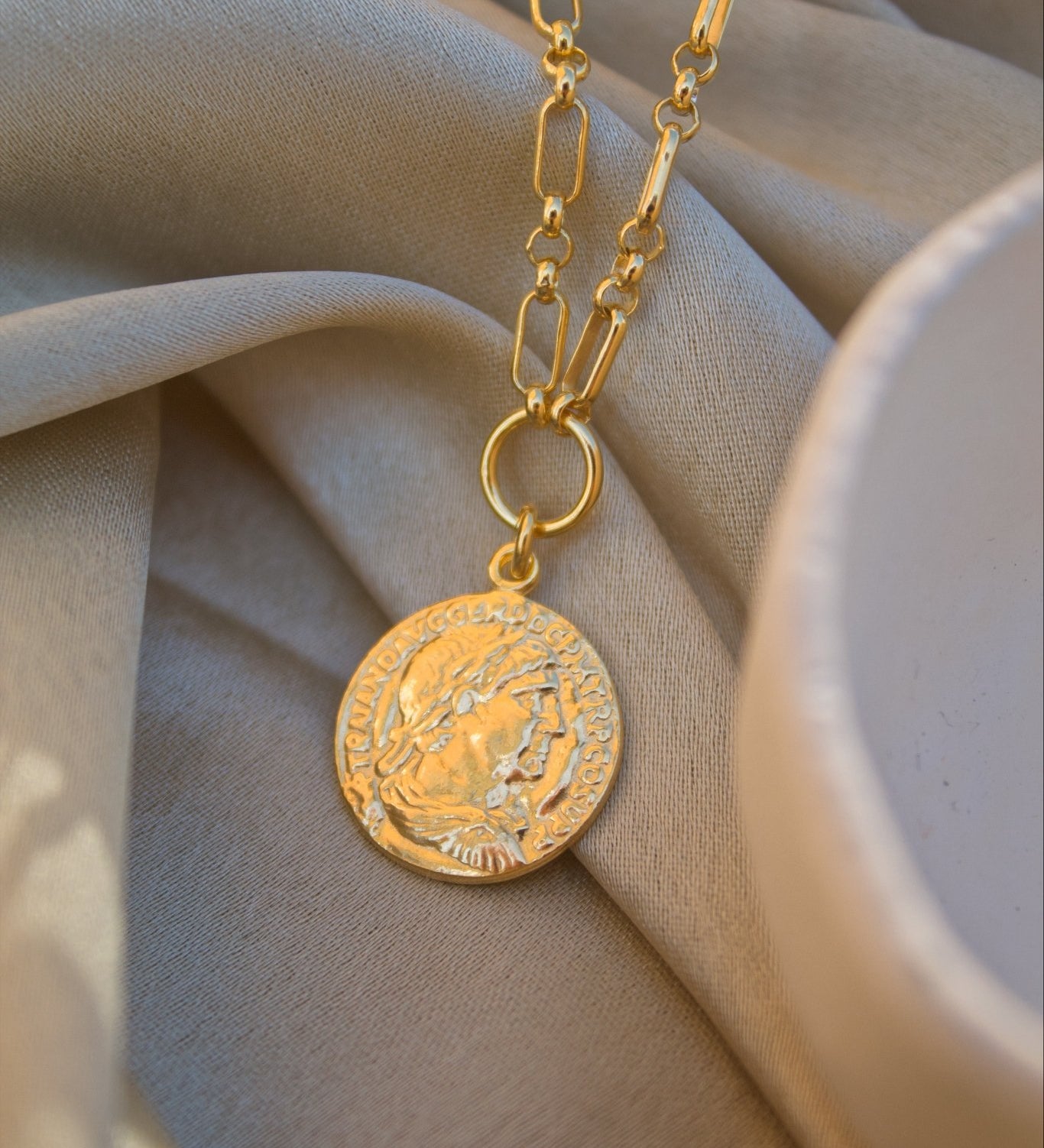 Coin Necklace 18ct Gold Plated - Jewellery Hut